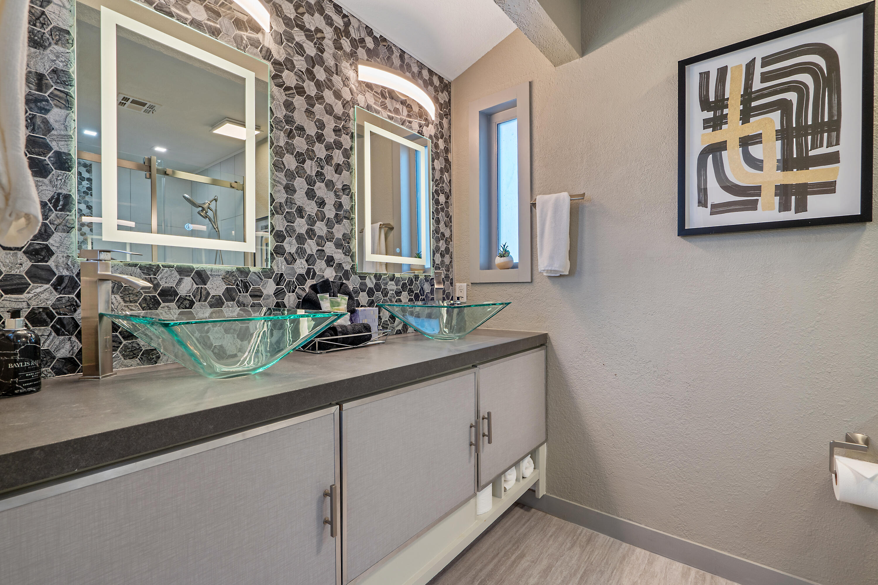 Palm Springs Condo: 2222 East Via Escuela