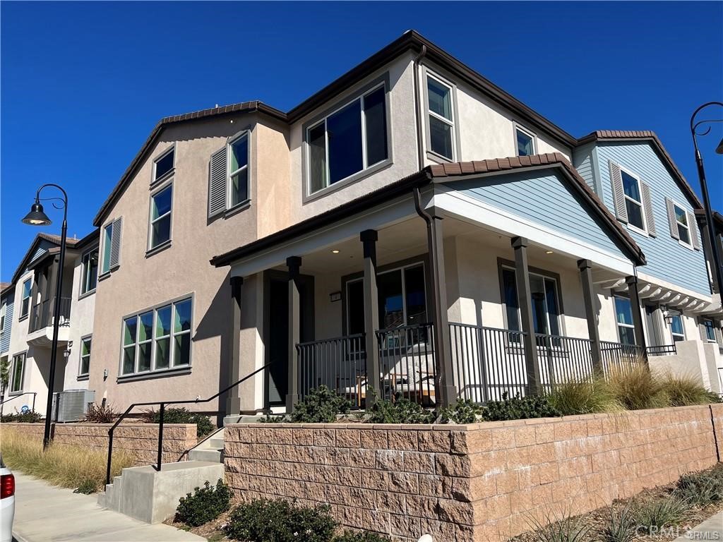 Fontana Condo: 15279 Horizon Street