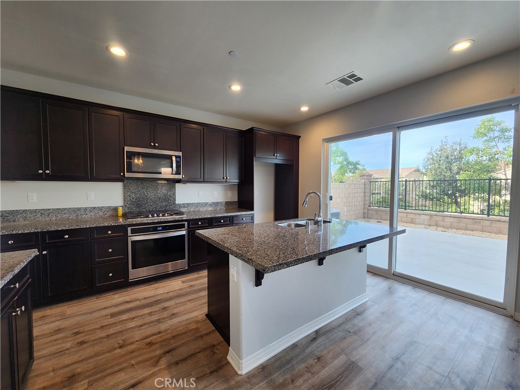 Fontana Condo: 6338 Creekstone Way