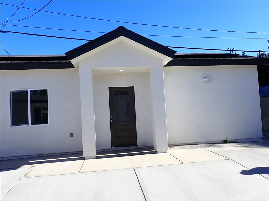 Anaheim Condo: 1738 South Varna Street