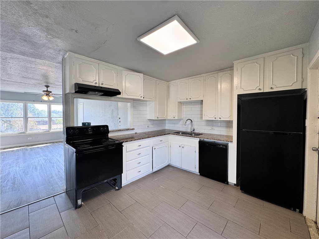 Corpus Christi Condo: 3120 Santa Fe Street