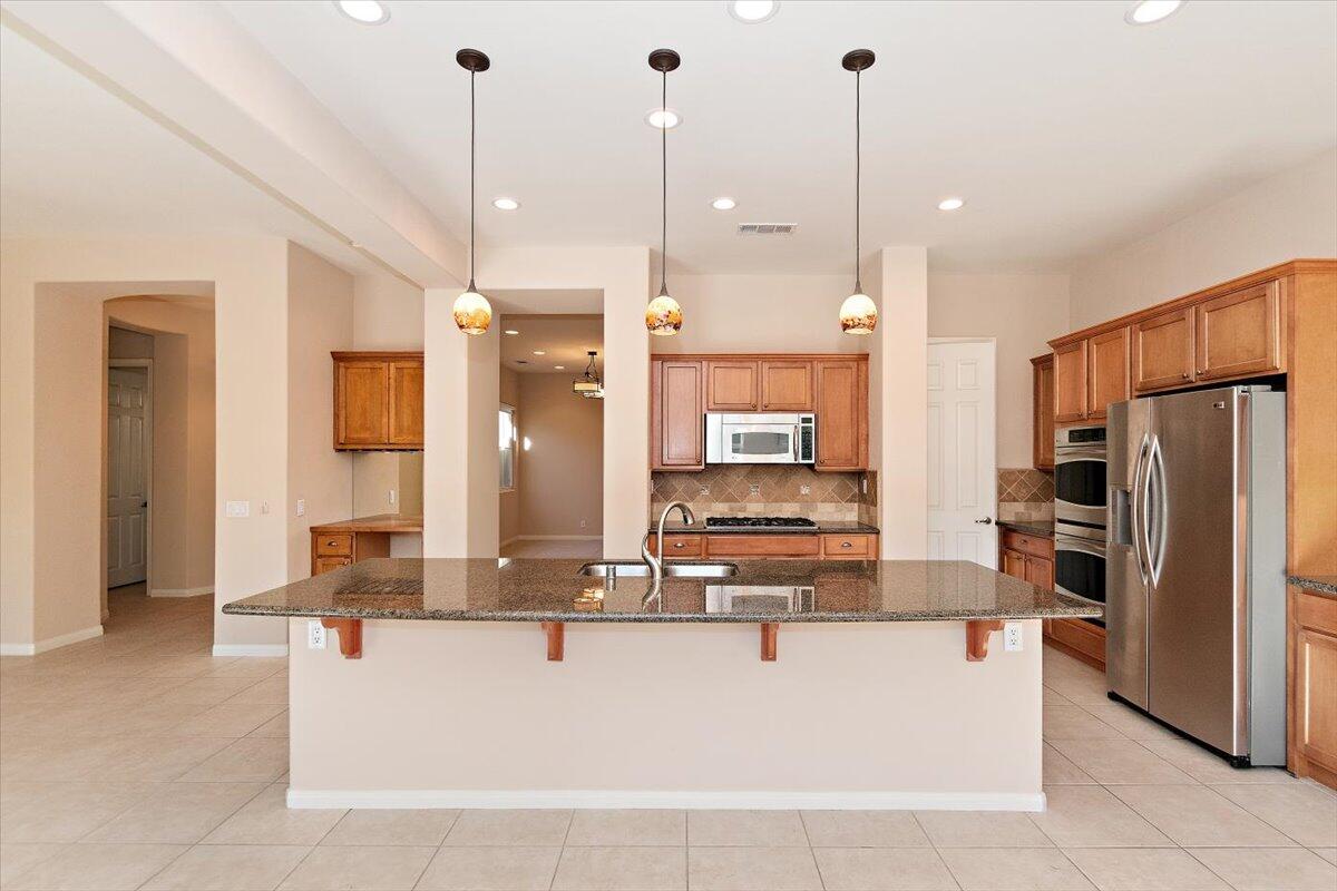 Indio Condo: 80215 Queensboro Drive