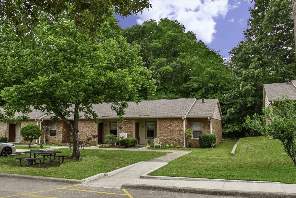 Chandler Condo: 427 Martin Street