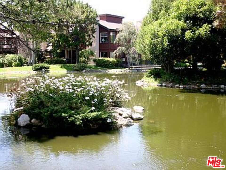 Culver City Condo: 4105 Summertime Lane