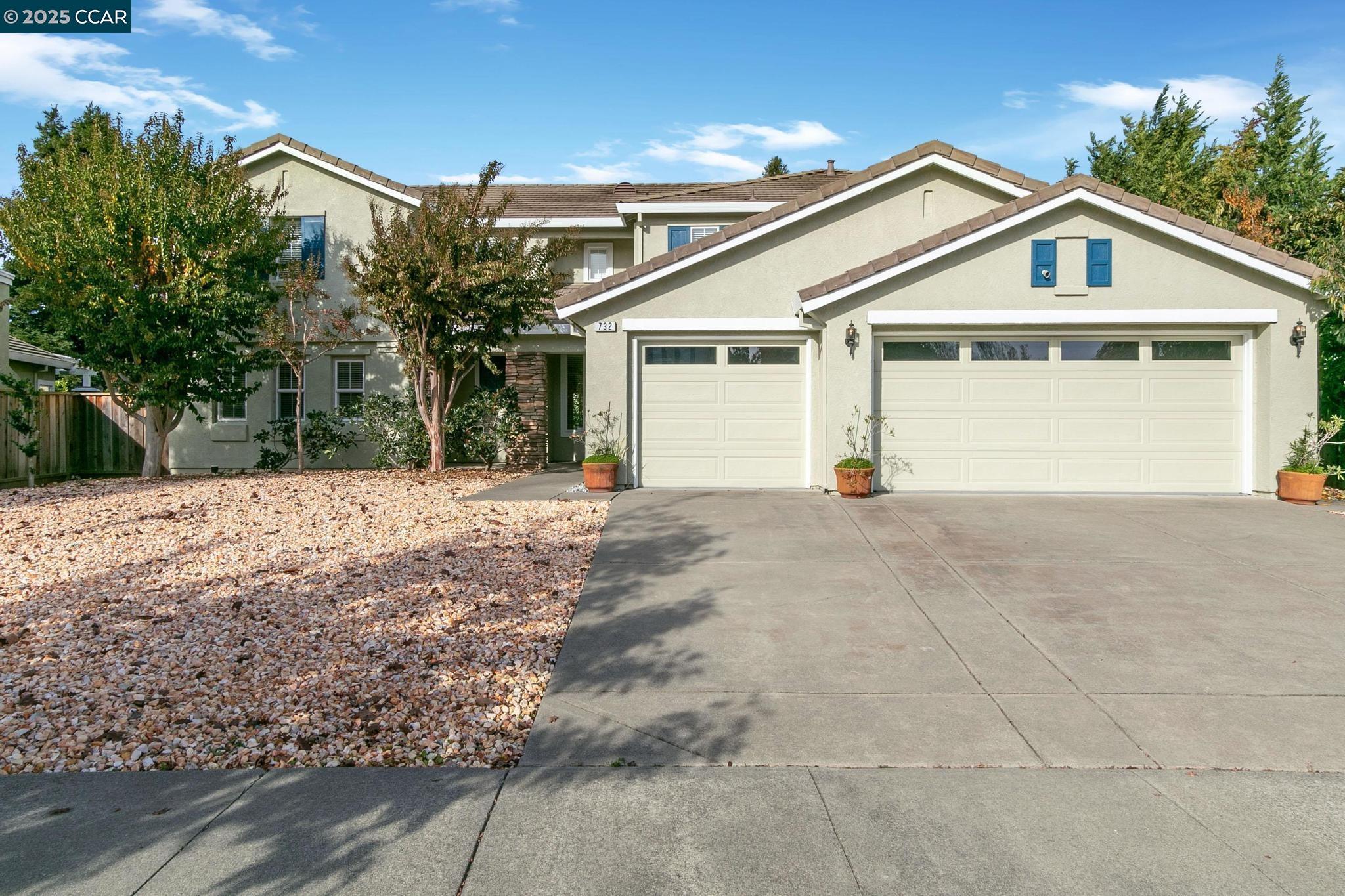 Fairfield Condo: 732 Antiquity Drive