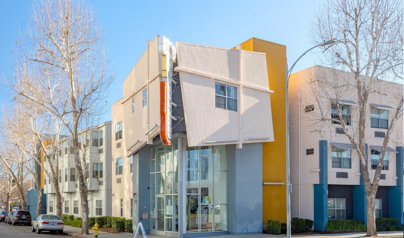 San Jose Condo: 598 Columbia Avenue