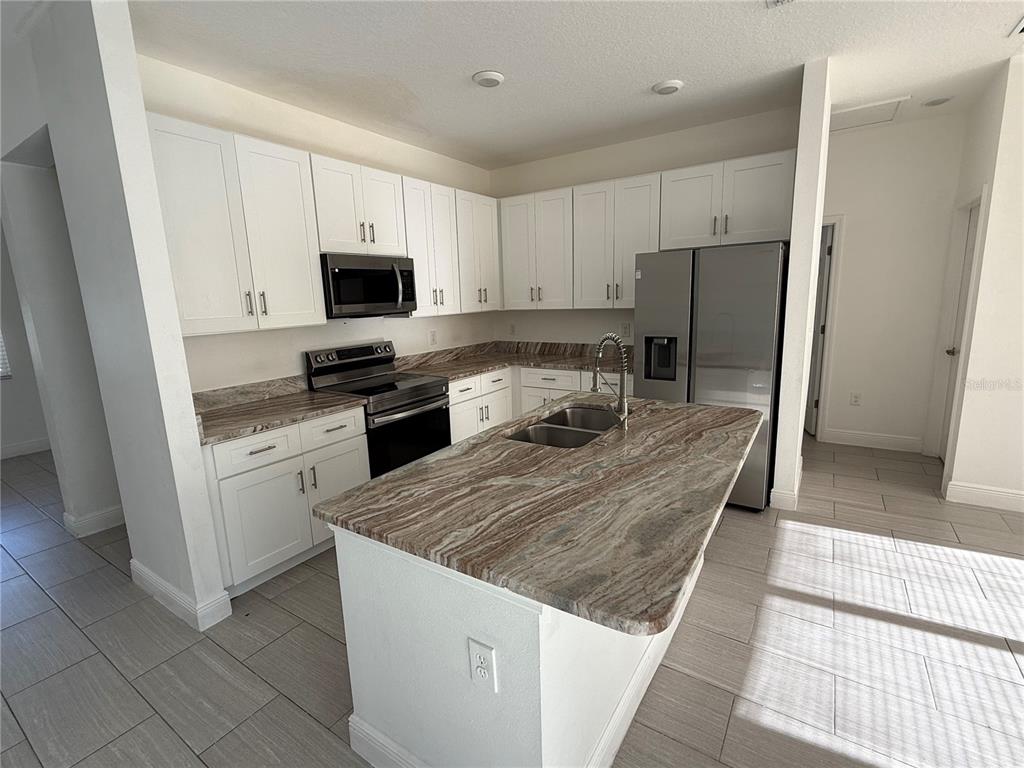 Kissimmee Condo: 734 Hudson Valley Drive