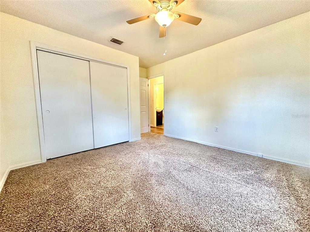 Deland Condo: 916 West Wisconsin Avenue