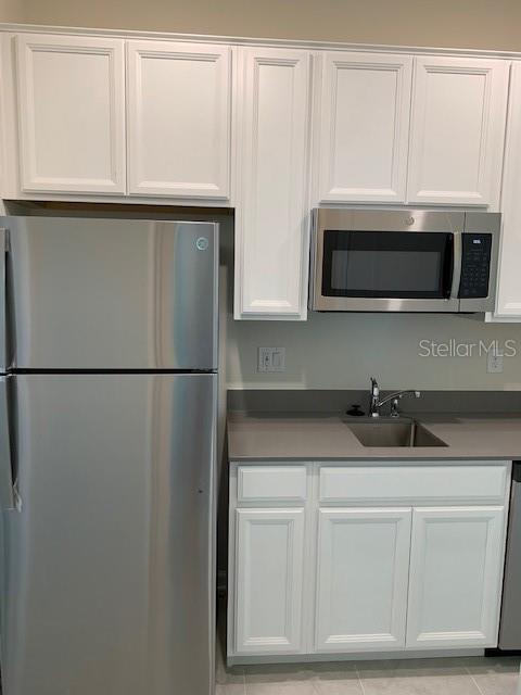 Clermont Condo: 16452 Champlain Street