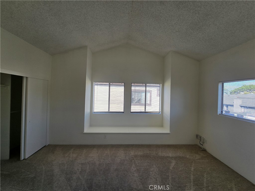 Huntington Beach Condo: 7942 Moonshadow Circle