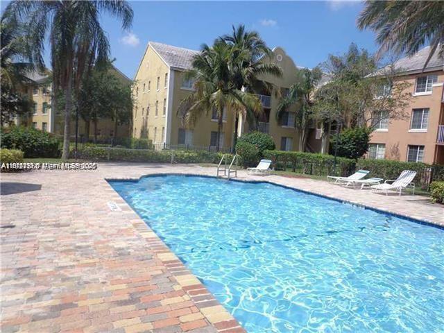 Pembroke Pines Condo: 720 Southwest 111th Avenue