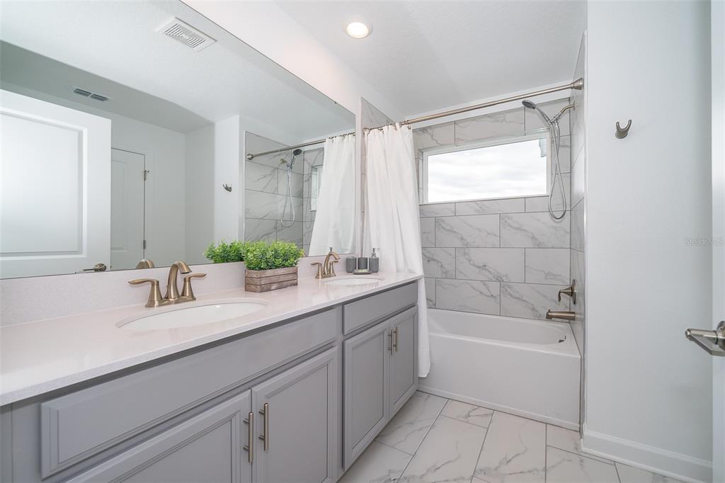 Kissimmee Condo: 2990 Protagonist Street