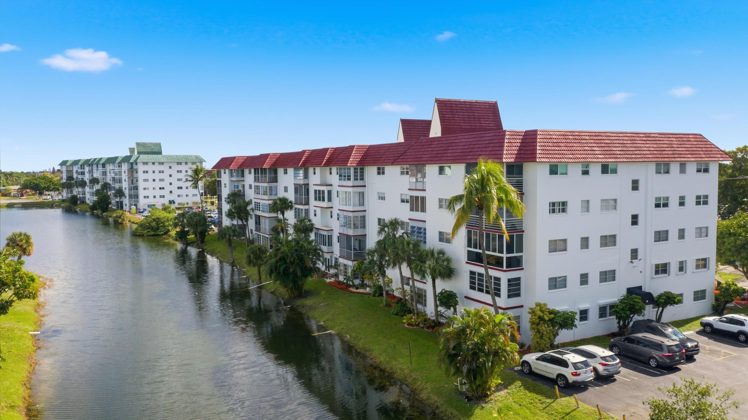 Lauderhill Condo: 4851 Northwest 21st Street