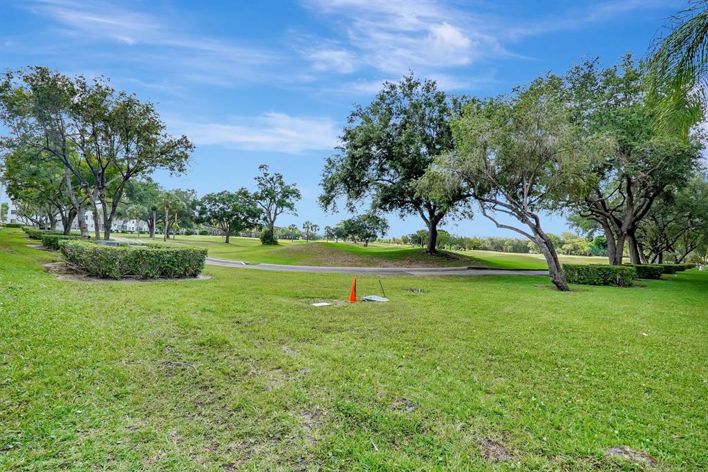 Pembroke Pines Condo: 1401 Southwest 128th Terrace