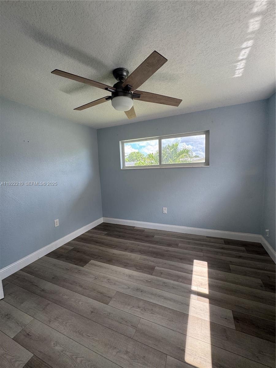 Sunrise Condo: Sunrise Golf Village East