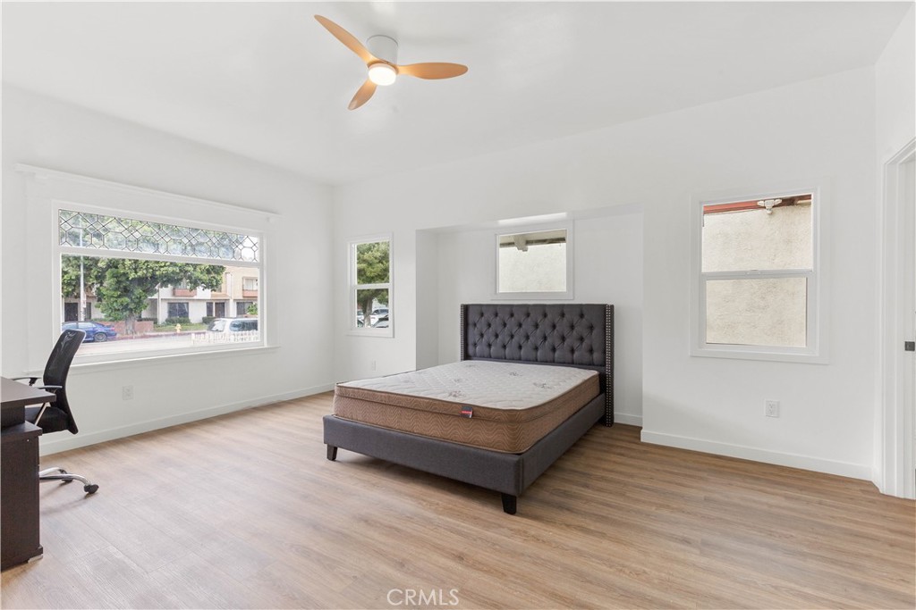 Los Angeles Condo: 2636 Normandie Avenue