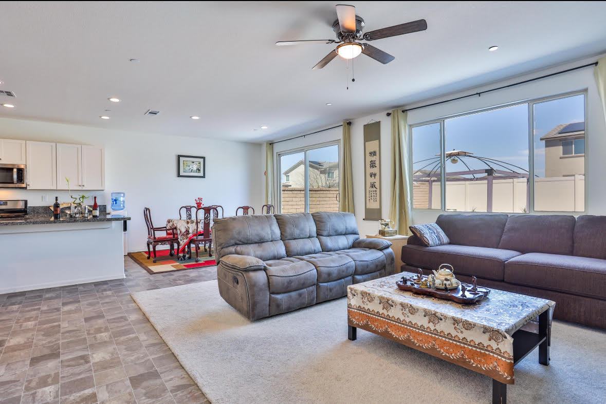 Coachella Condo: 84422 Calle Larriva