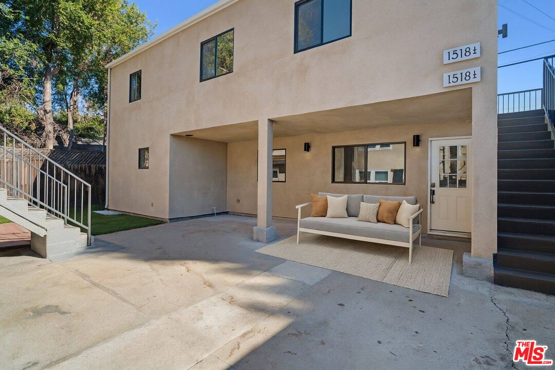 Los Angeles Condo: 1518 1/4 Stearns Drive