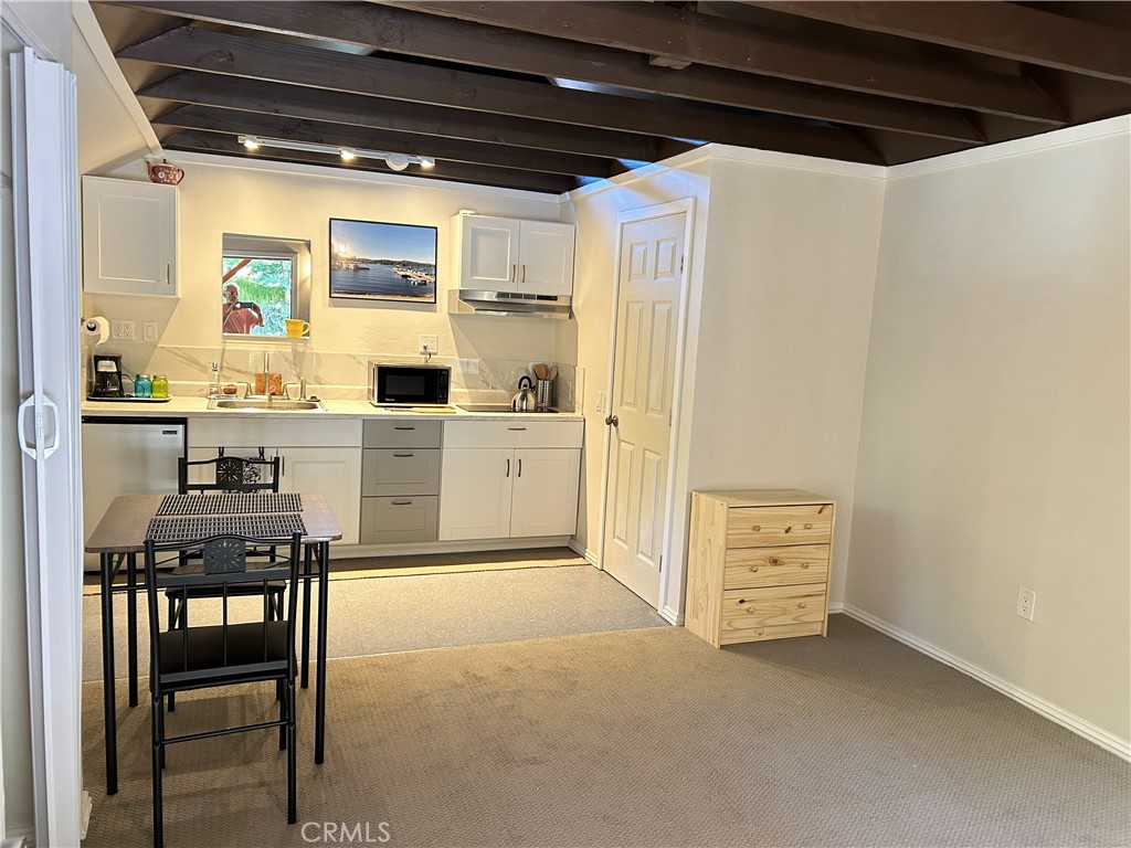 Cedarpines Park Condo: 21803 Plunge Road