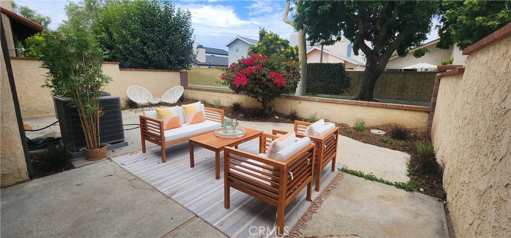 Huntington Beach Condo: 519 Amber Drive