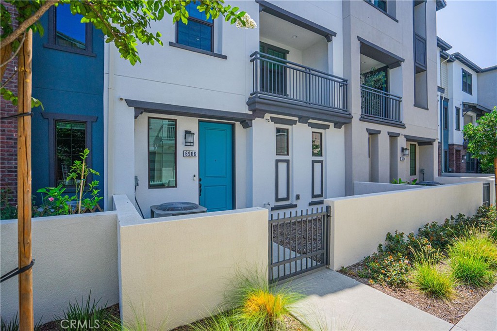 Buena Park Condo: 6966 Cottonwood Lane