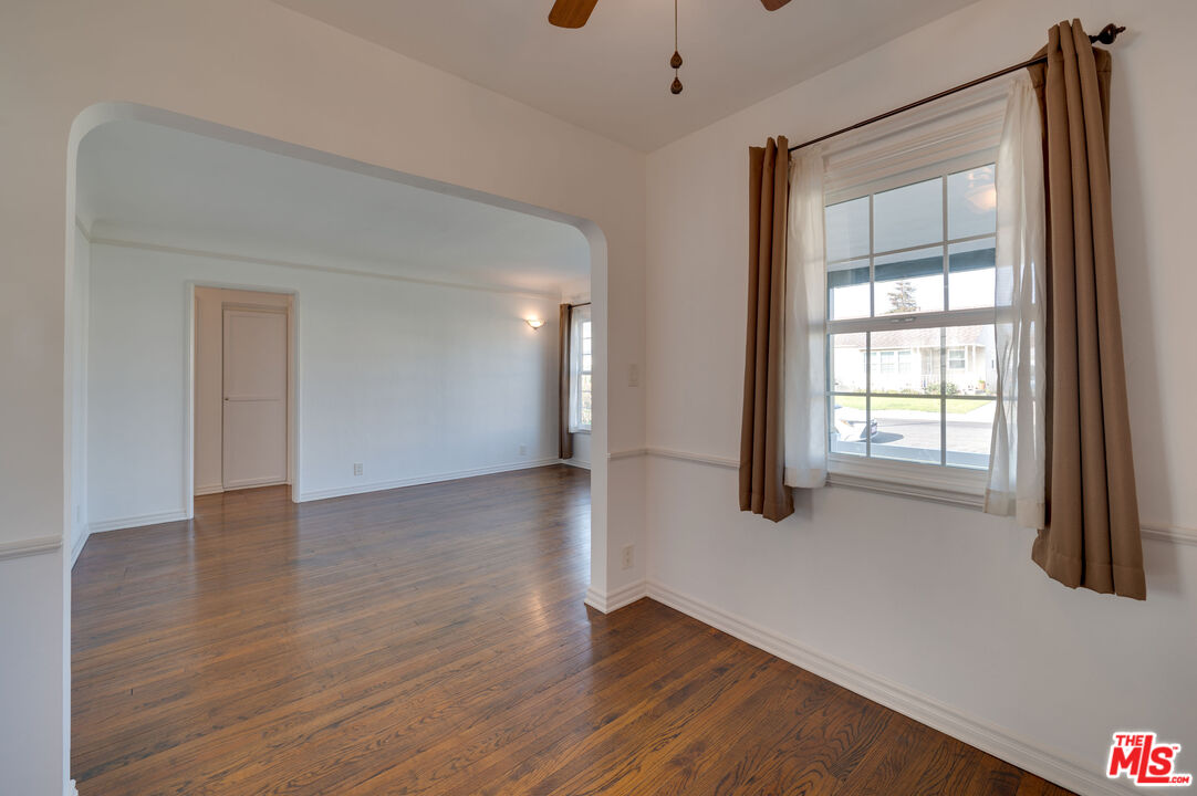 Los Angeles Condo: 6408 West 82nd Street