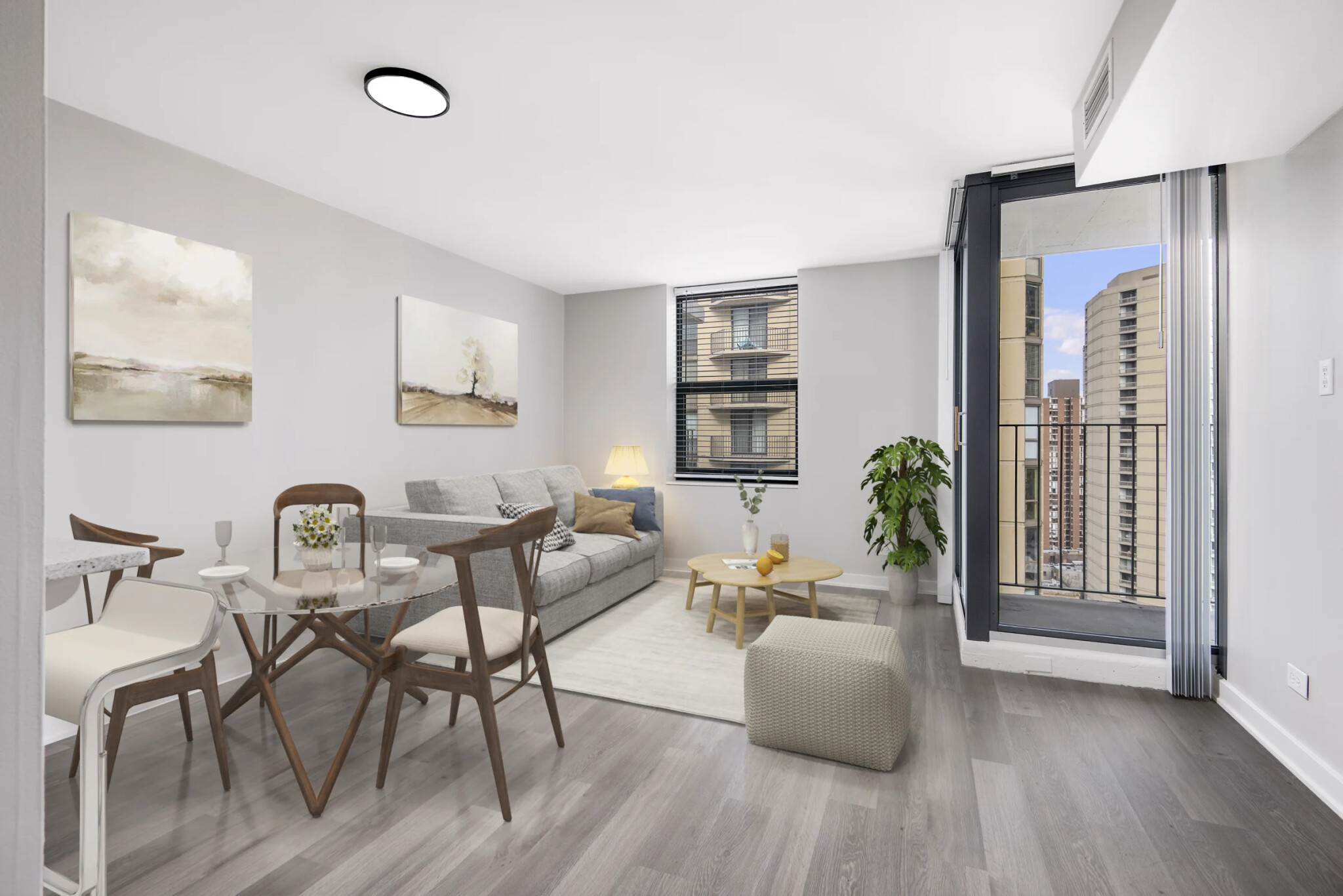 Chicago Condo: 77 West Huron St