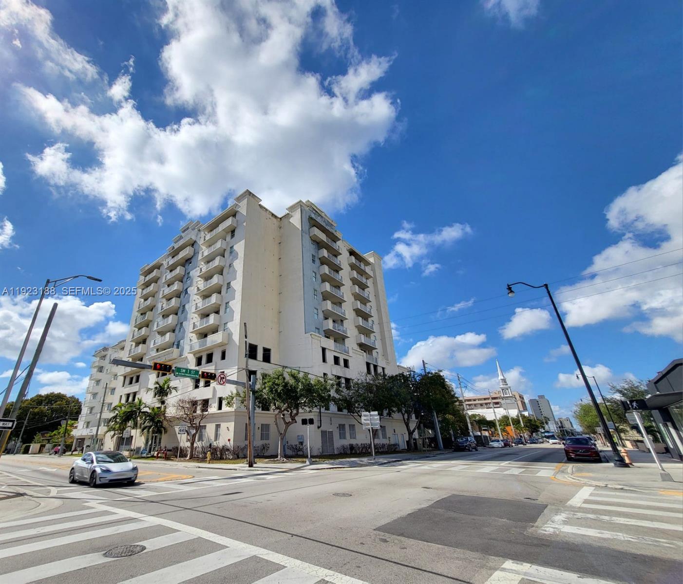 Miami Condo: 120 Southwest 8th Avenue