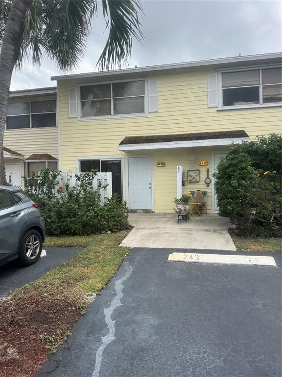 Pompano Beach Condo: 2845 Northeast 15th Street