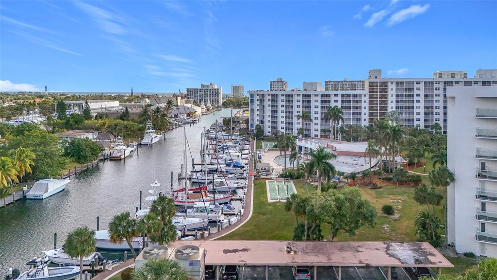 Pompano Beach Condo: 2731 Northeast 14th Street Causeway