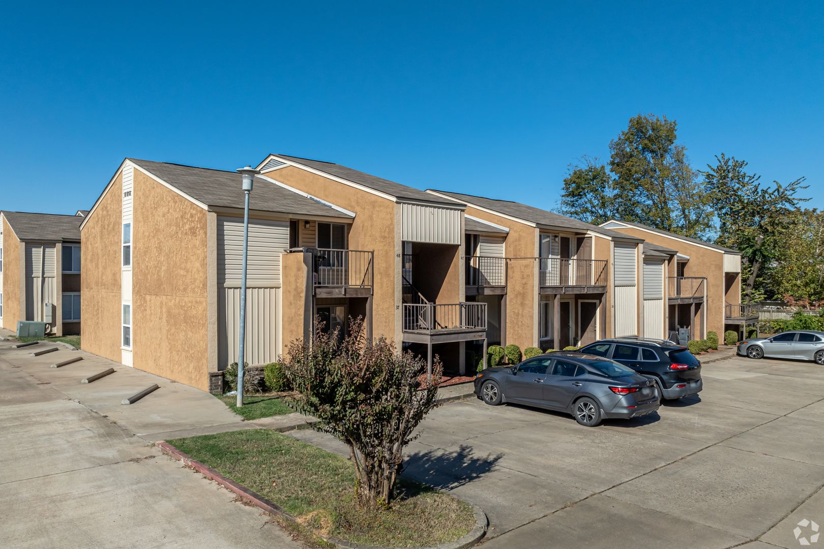 Fort Smith Apartment: 2921 Old Greenwood Rd