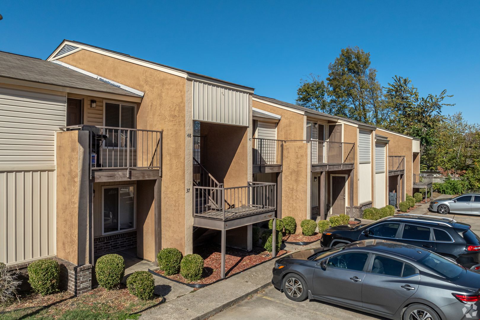 Fort Smith Apartment: 2921 Old Greenwood Rd