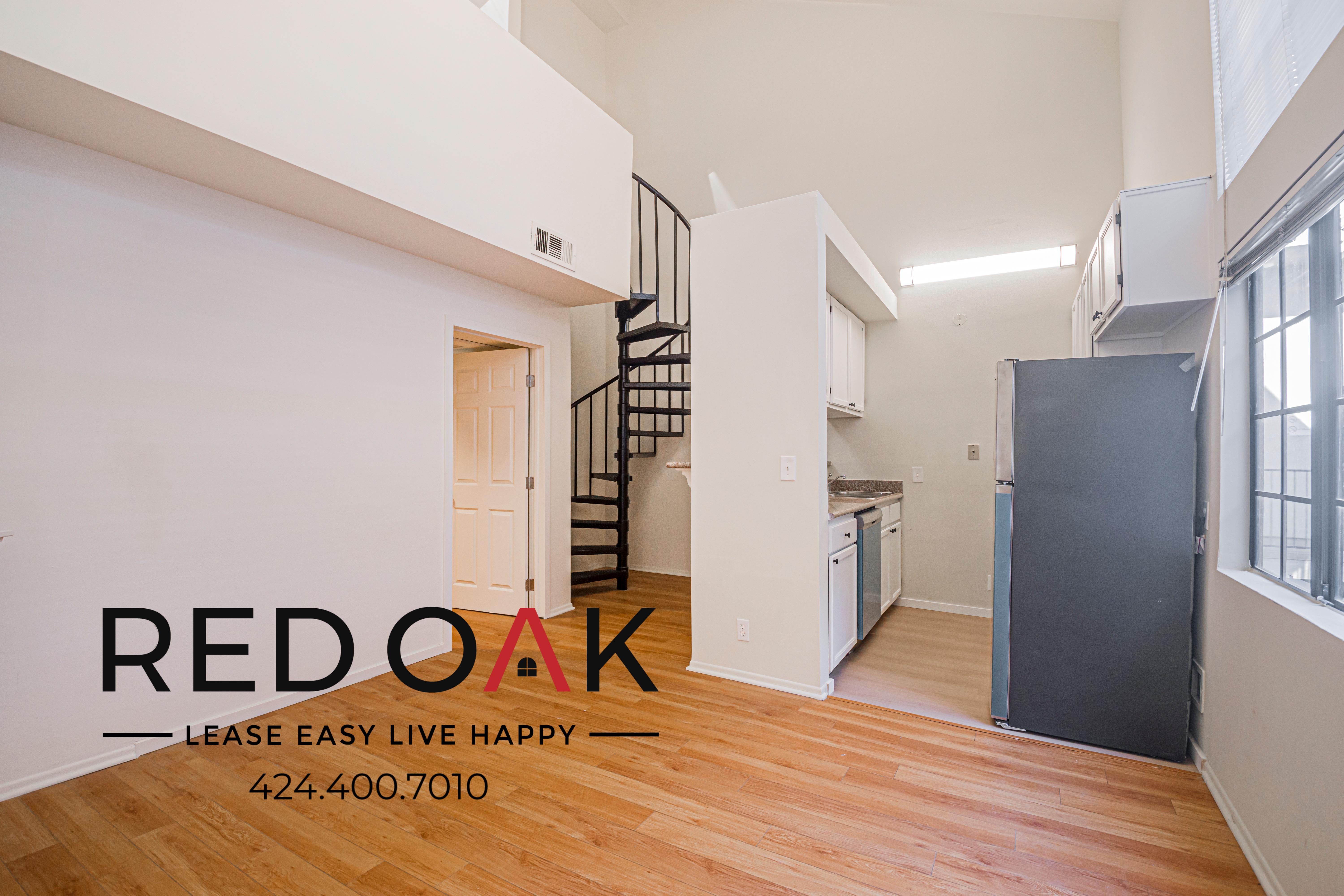 North Hollywood Apartment: 4651 Cahuenga Blvd