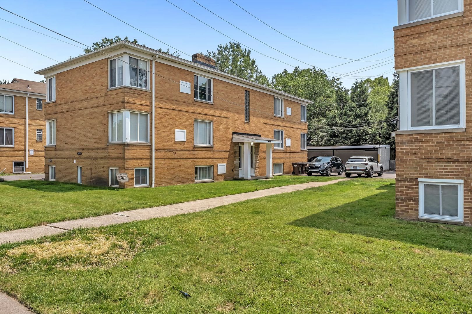 Rocky River Condo: 18975 Hilliard Blvd