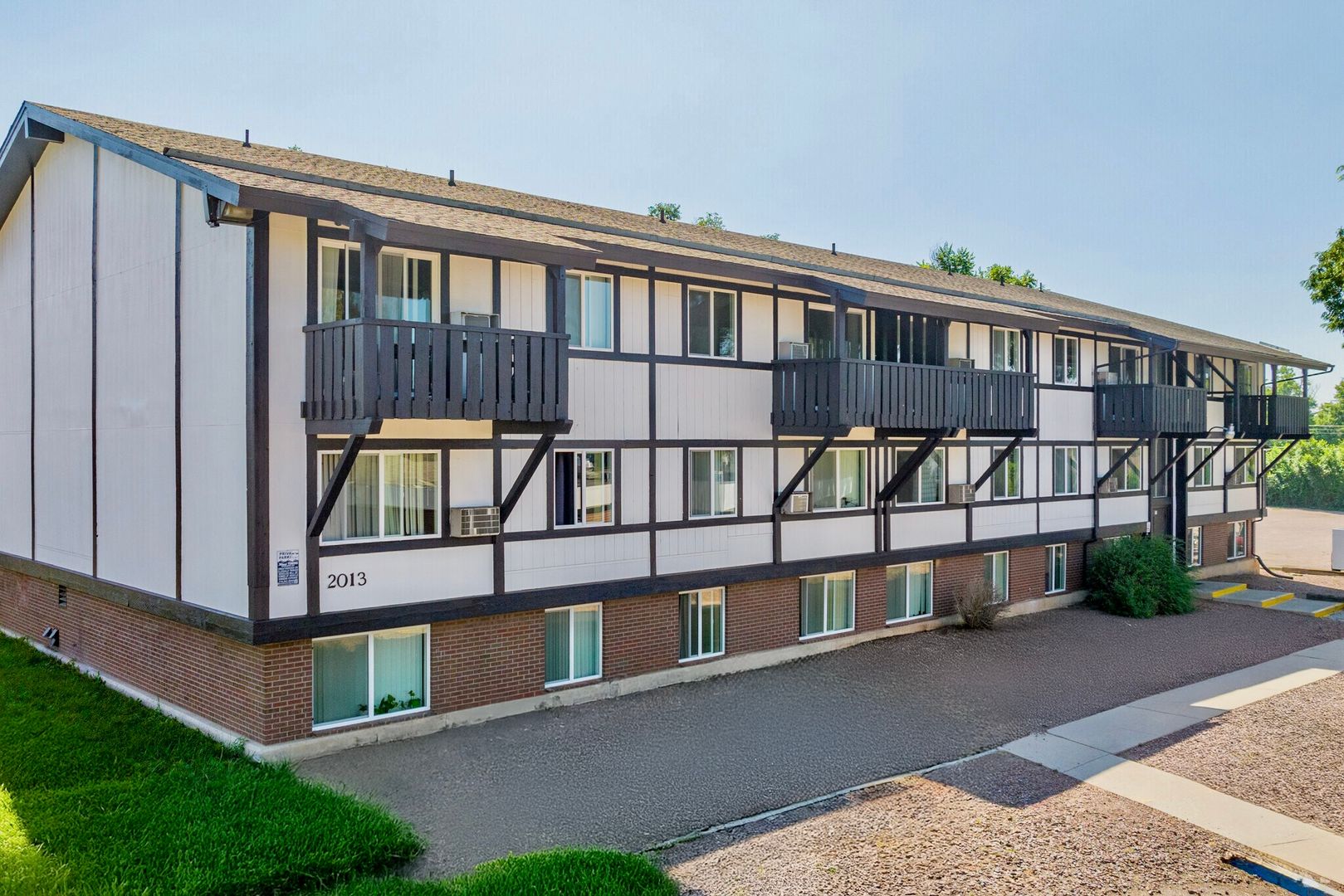 Colorado Springs Apartment: 2007 Carmel Dr