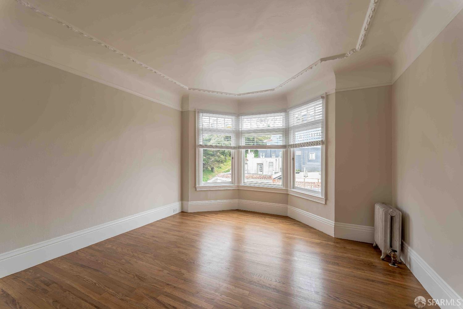 San Francisco Condo: 910 Bay Street