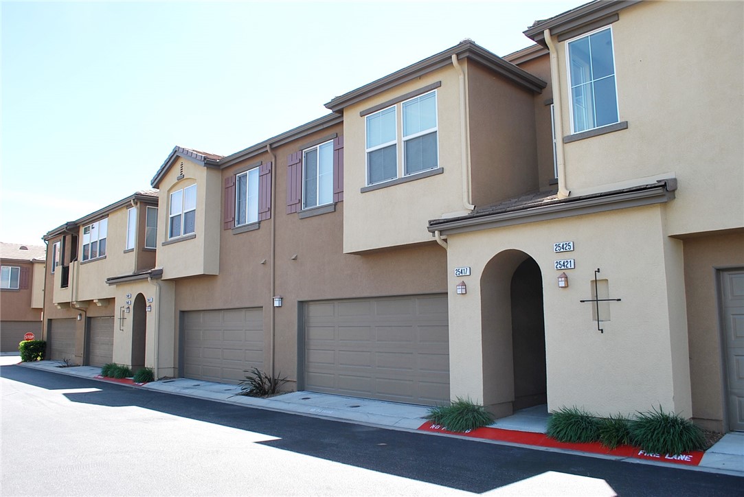 Stevenson Ranch Condo: 25417 Huxley Drive