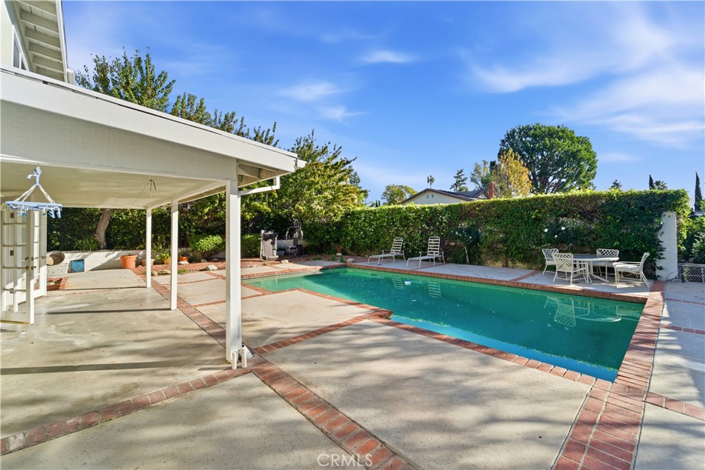 Porter Ranch Condo: 11344 Baird Avenue