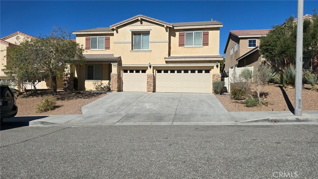 Victorville Condo: 15792 Barrel Cactus Lane