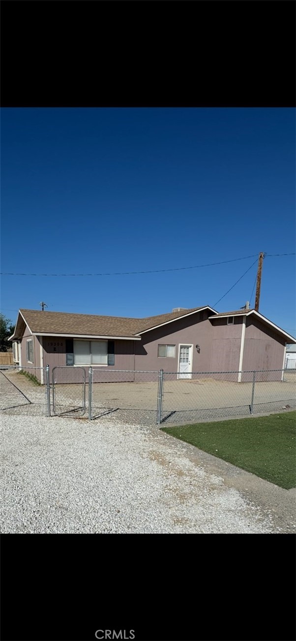 Oro Grande Condo: 19306 National Trails Highway