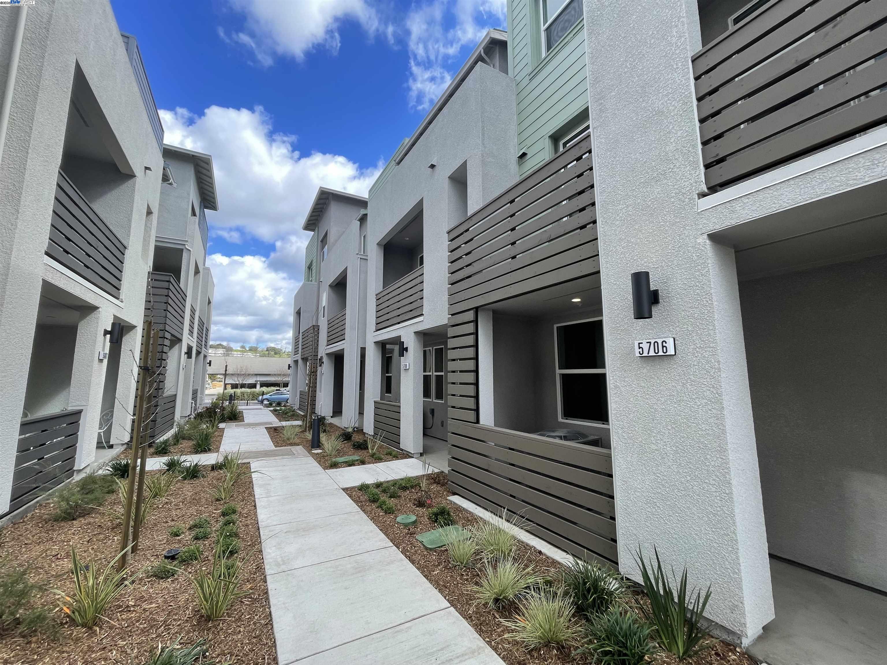 San Ramon Condo: 5708 Melon Court