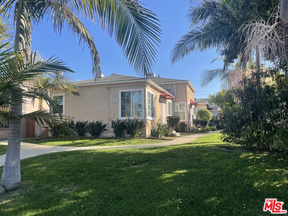 Inglewood Condo: 130 East Hillcrest Boulevard