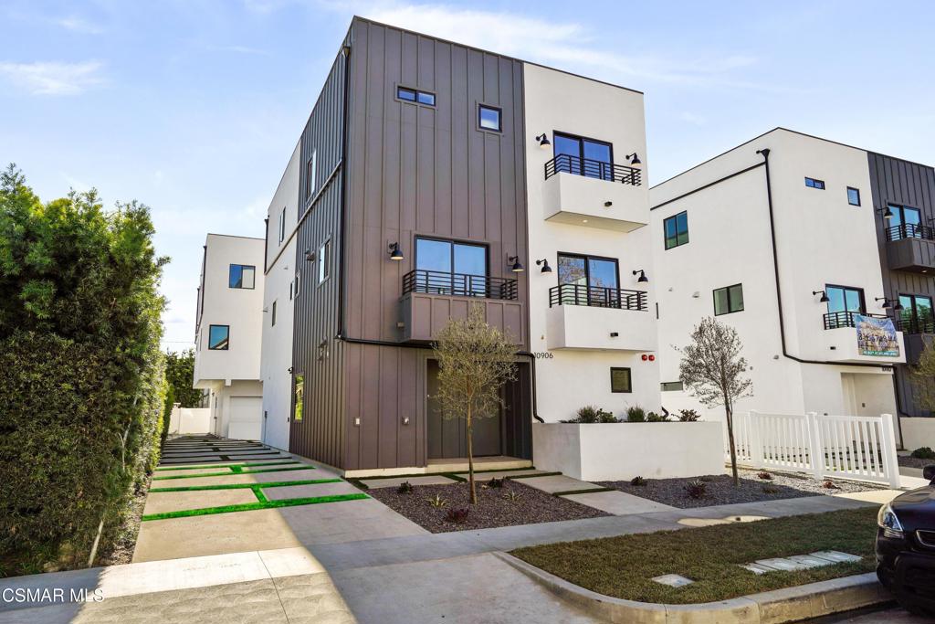 North Hollywood Condo: 10908 Hesby Street