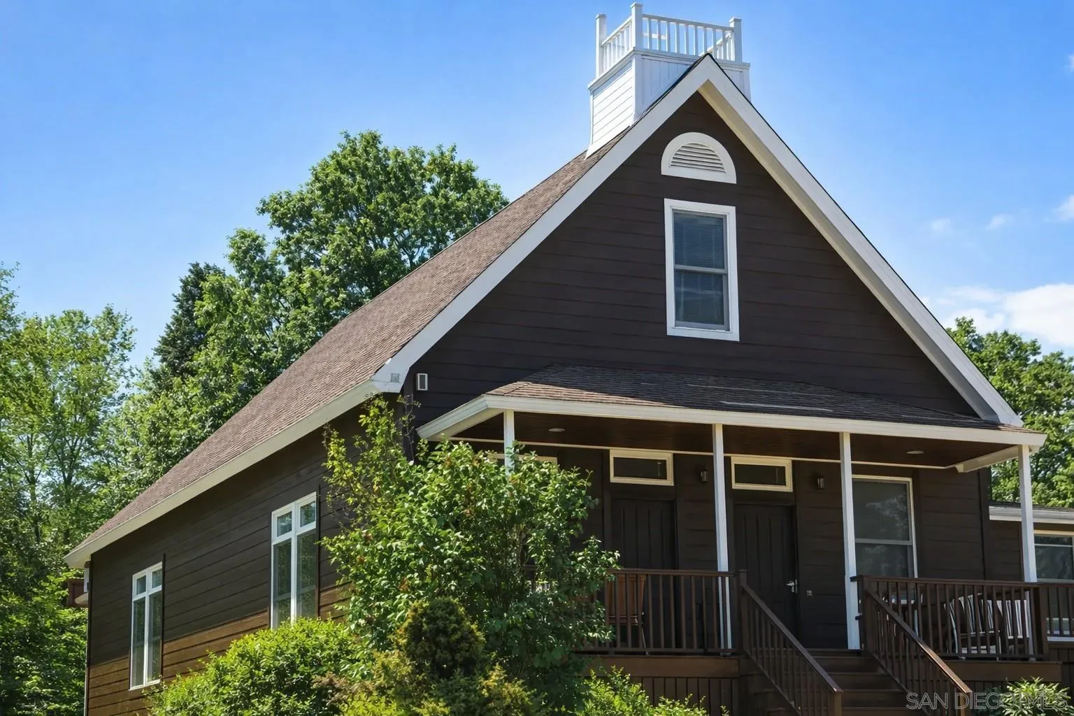 Julian Condo: 2015 2nd Street