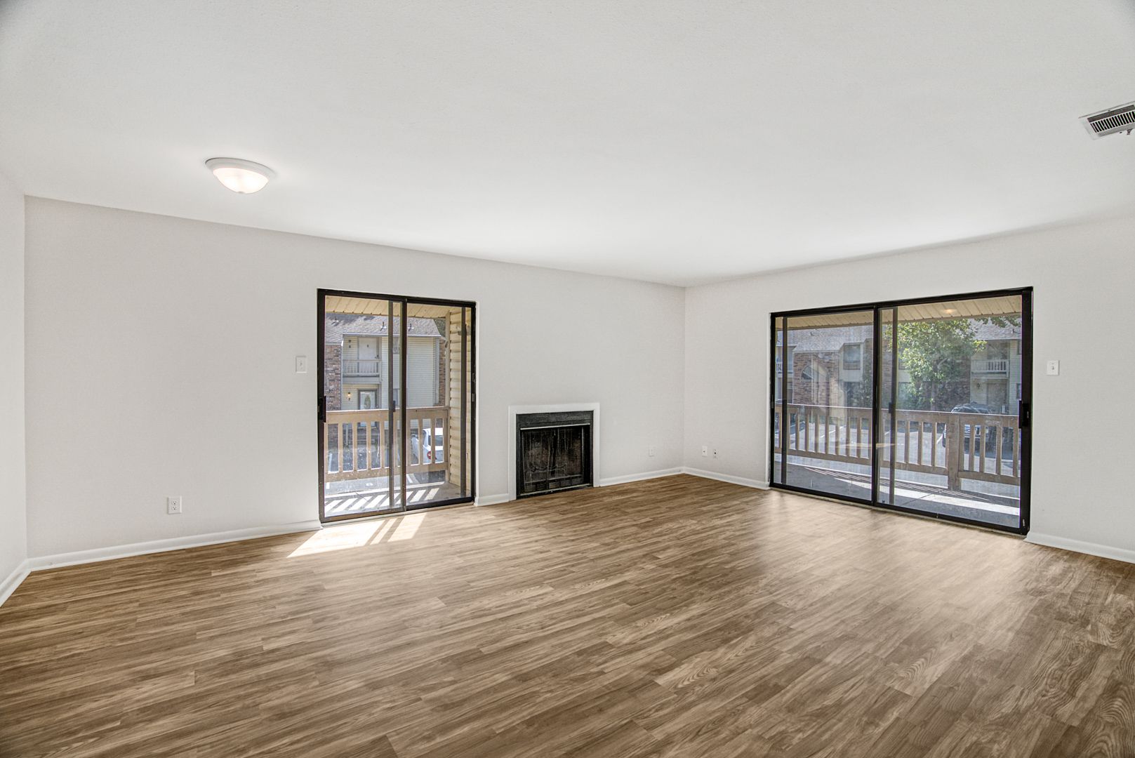 Maumelle House: 101 Pine Forest F23