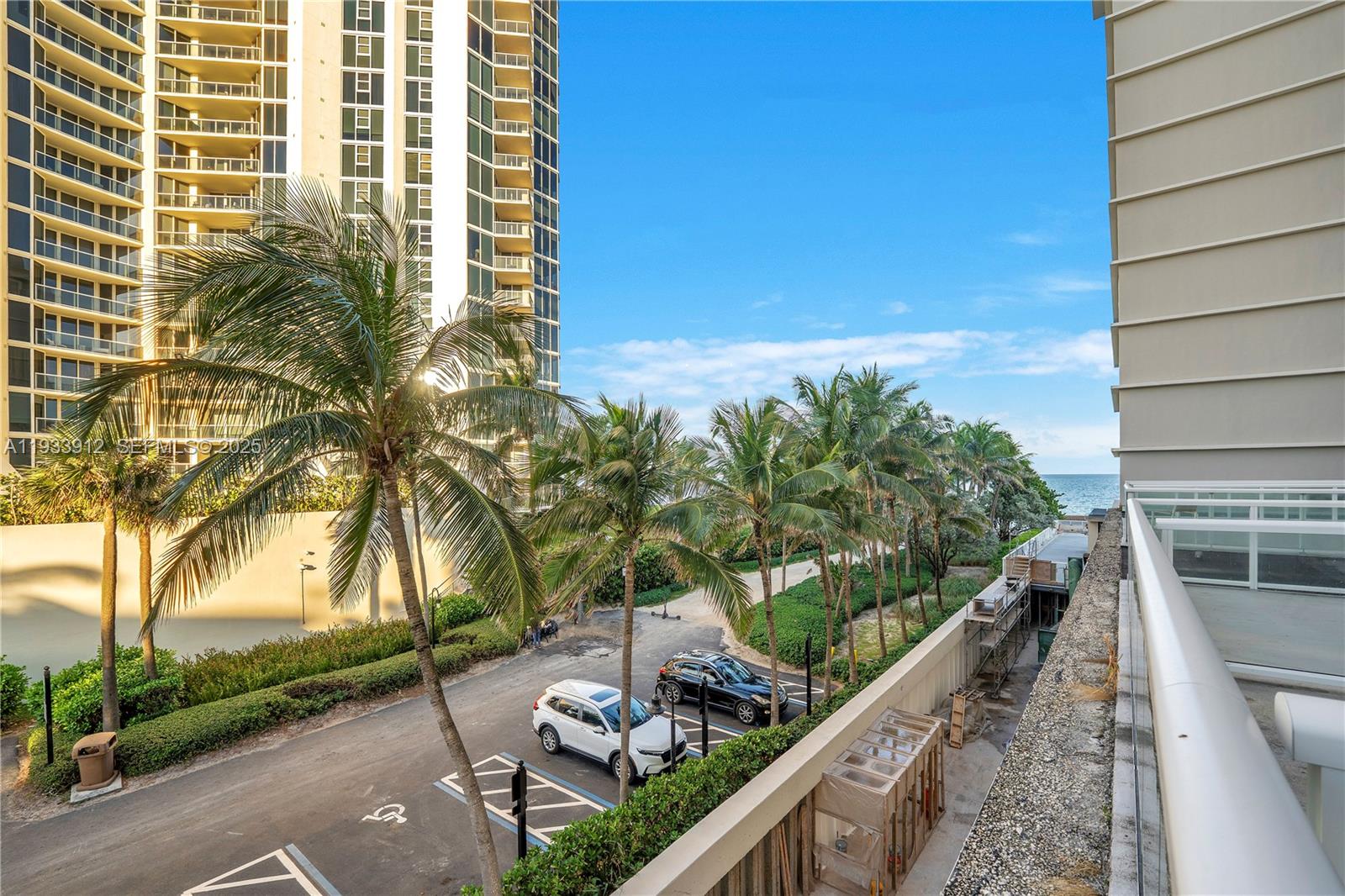 Sunny Isles Beach Condo: 19201 Collins Avenue