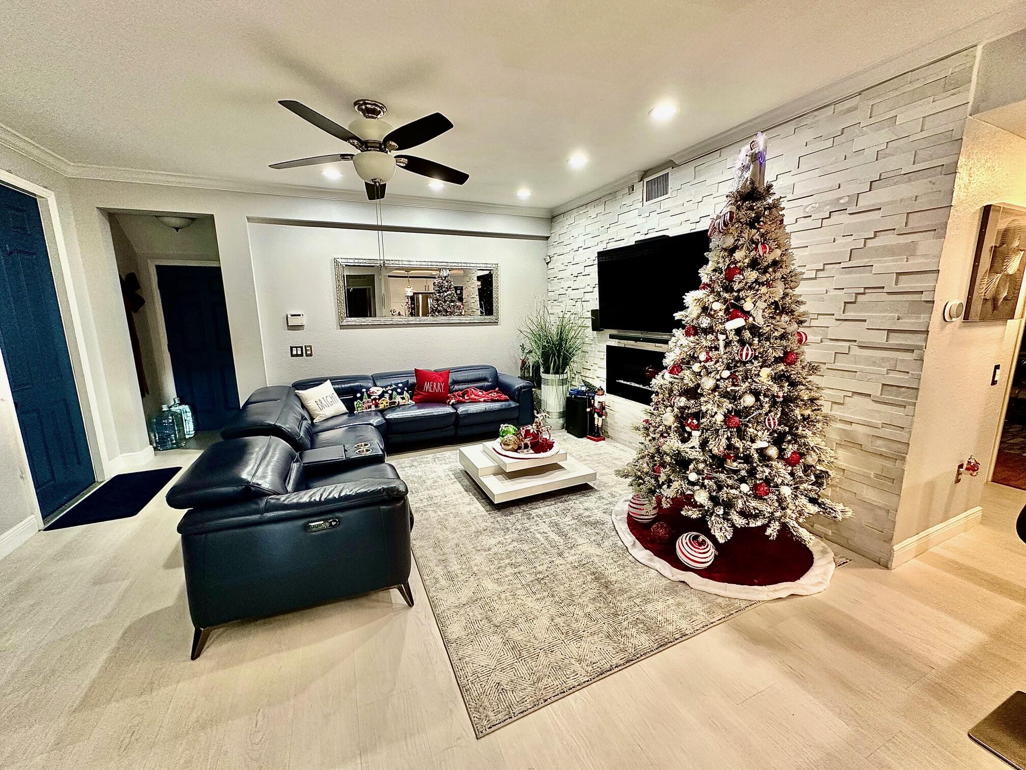 Coconut Creek Condo: 4720 Mimosa Place