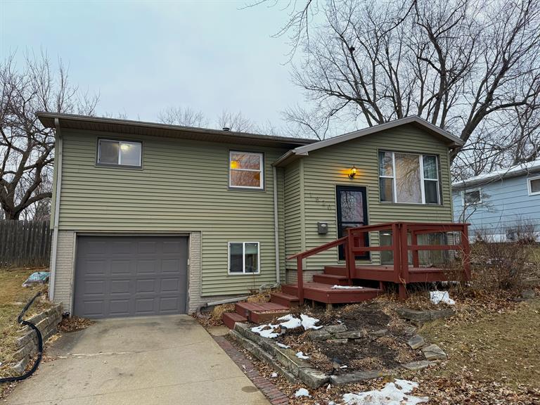 Iowa City House: 1520 Crosby Lane