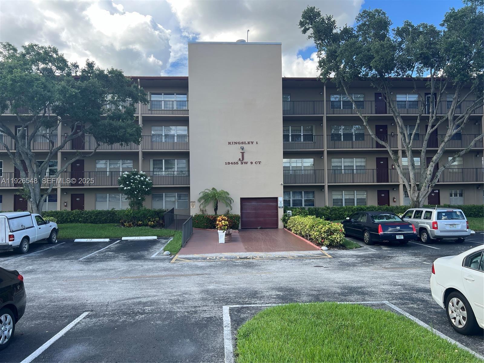 Pembroke Pines Condo: 13455 Southwest 9th Court