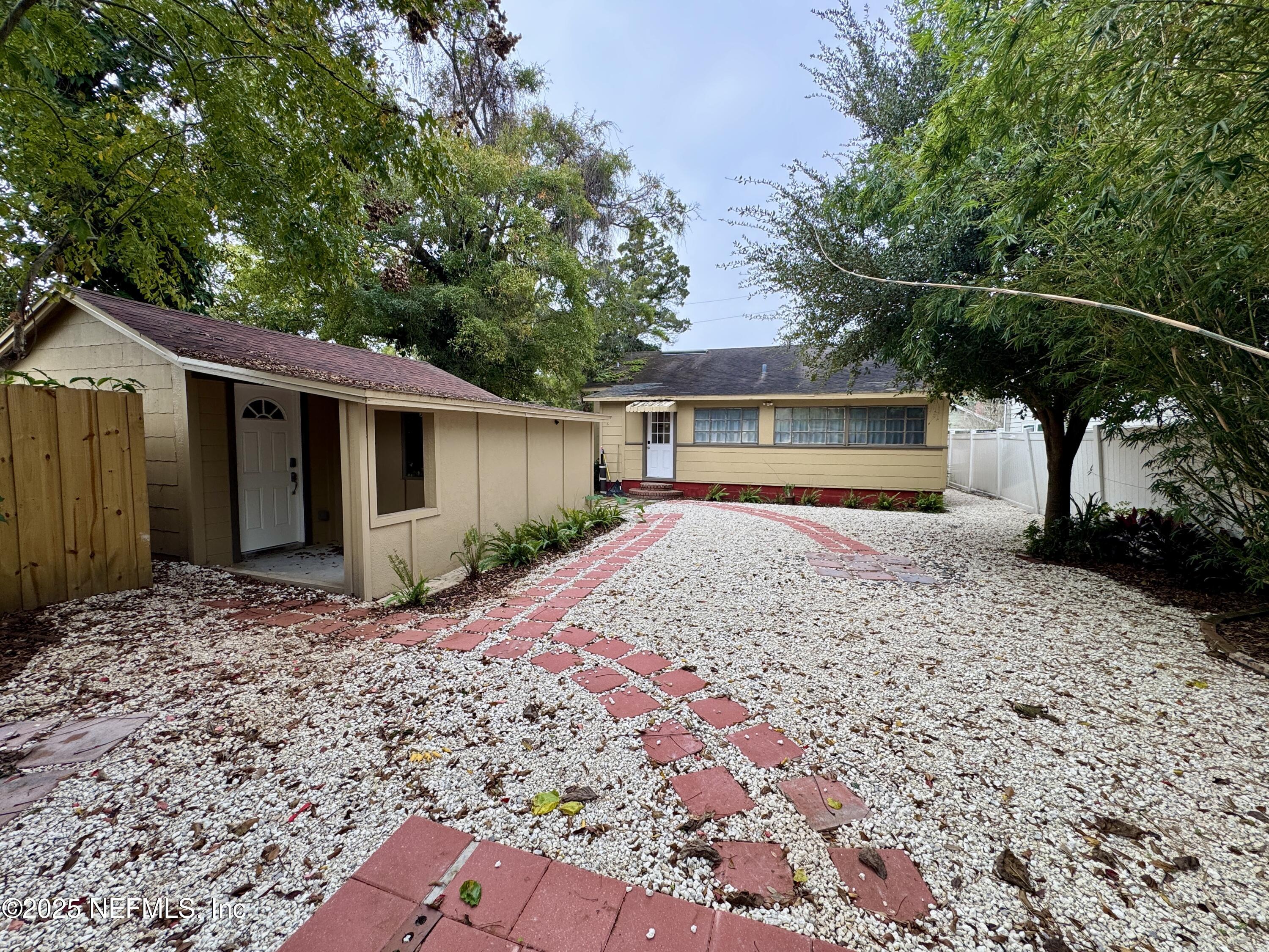 Jacksonville Condo: 1631 Thacker Avenue